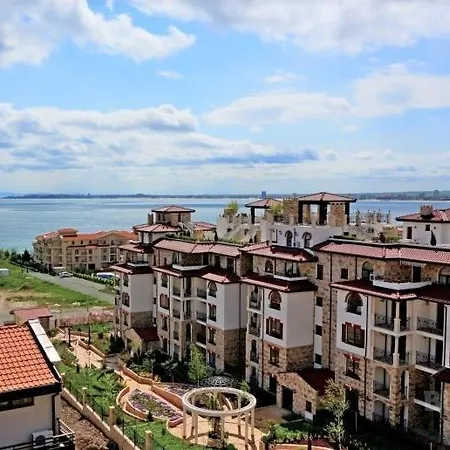 شقة двокімнатна у Panorama Bay 2 в святому власі болгарія *